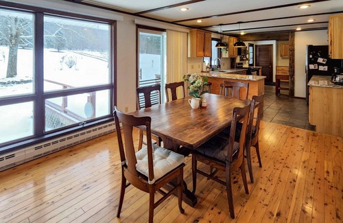 Hartwick House | Charming 3-bedroom house in Burlington Flats, <20 Minutes to Cooperstown!