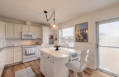 New Smyrna Beach House | Charming 3-bedroom beach house in peaceful New Smyrna Beach