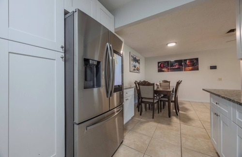 Royal Palm Beach House | Charming 3-bedroom house with WiFi and AC in Royal Palm Beach