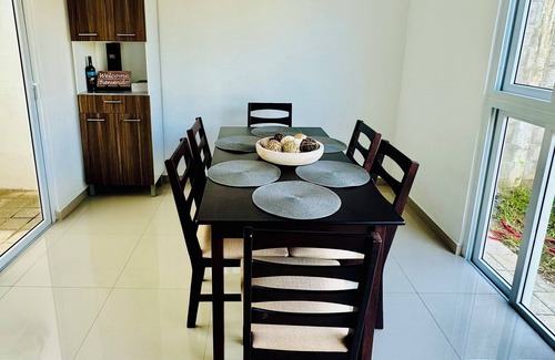 San Miguel House | Charming 3-bedroom house with AC, WiFi in La Nueva San Miguel