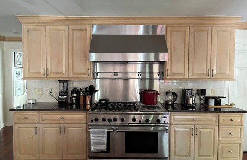 Moreland Hills House | Charming 3-bedroom house in wonderful Moreland Hills with a shared pond & trail