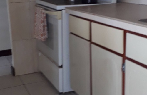 Frere Pilgrim House | Charming 3-Bedroom Home in quiet cul-de-sac