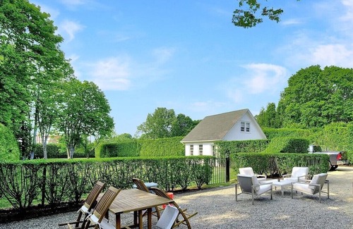 Bridgehampton House | Charming 3-bedroom house in fabulous Bridgehampton with WiFi, AC