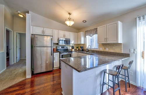 Village of Cottage Grove House | Charming 3-bedroom Duplex unit with WiFi in Cottage Grove