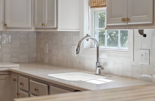 Ocean Ridge House | Charming 3 Bedroom 3.5 bath home in Ocean Ridge. Pool-Gym-Beach-Putt Putt