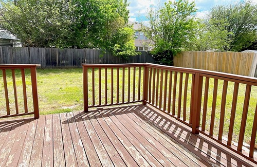 South Arlington House | Charming 3-bedroom house in Grand Prairie with WiFi and AC