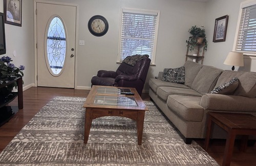 Mountain City House | Charming 3-bedroom house in Mountain City beautiful big coy pond in backyard