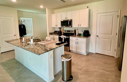 Wesley Chapel House | Charming 3-bedroom new house in Wesley Chapel with WiFi, AC