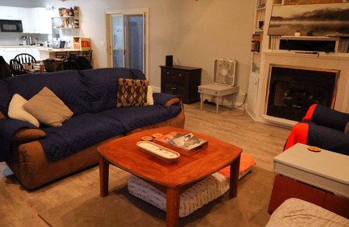 Cadiz House | Charming 3-bedroom 2.5 Bath Home in Cadiz and Land Between The Lakes