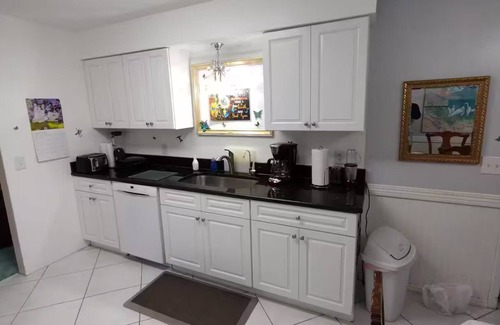 Florida Central Atlantic Coast House | Charming 3-Bedroom, 2-Bath Home Just Minutes from Universal Studios