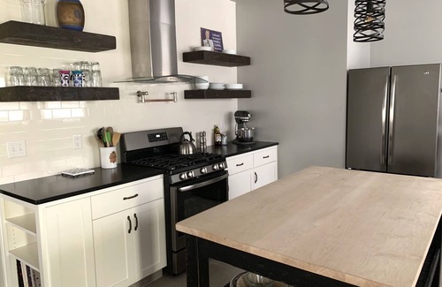 Lodi House | Charming 3 bedroom 2 bath Home located in the heart of Downtown Lodi