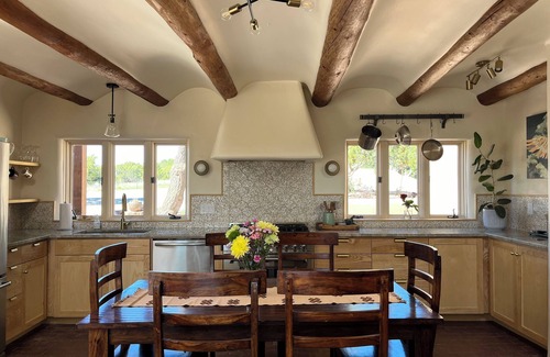 Santa Fe House | Charming 3-bedroom/3 full bath home in lovely Santa Fe, private and peaceful