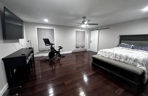 Fairfield House | Charming 3 Bedroom 3 Bathroom Just 30 Mins from NYC - Perfect VBRO Getaway