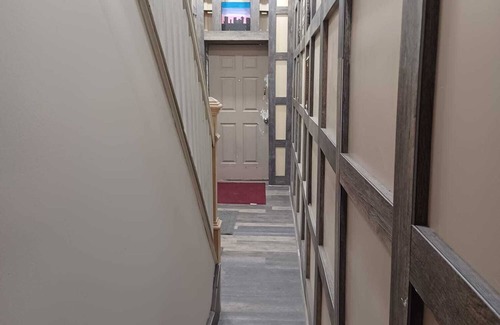 Glassport Apartment | Charming 3-bedroom apartment with AC, WiFi in Glassport, PA