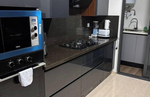 Yof Apartment | Charming 3-Bedroom Apartment