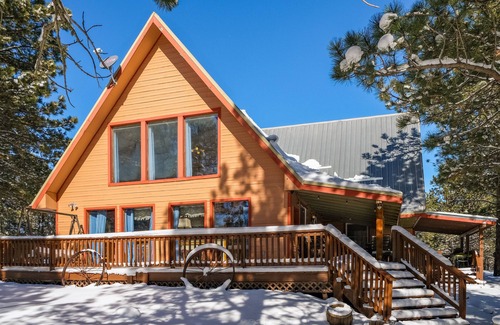 Angel Fire Cabin | Charming 3-bedroom cabin with WiFi in Angel Fire
