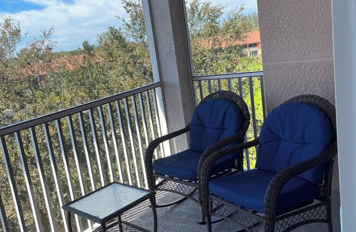 Majestic Palms Condo | Charming 3-bedroom condo minutes from Fort Myers Beach and Sanibel Island.
