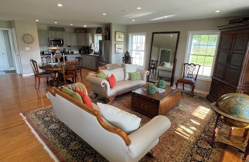 Rippon Cottage | Charming 3-bedroom cottage located on historic Seaton Place Farm in Delaplane VA