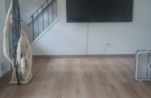 Rochester Condo | Charming 3-bedroom condo in pleasant Rochester with AC, WiFi. And very clear