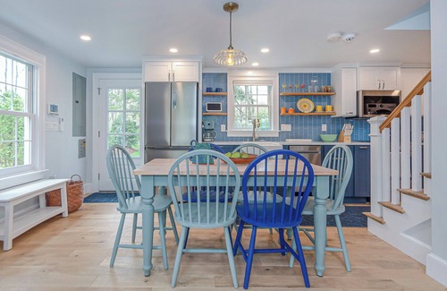 Rochester Cottage | Charming 3-bedroom cottage with WiFi, AC in Rochester