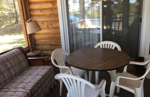 Arden Cottage | Charming 3-bedroom cottage/home overlooking Big Gull Lake in Central Frontenac