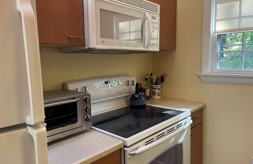 North Truro Cottage | Charming 3-bedroom cottage in Truro with AC