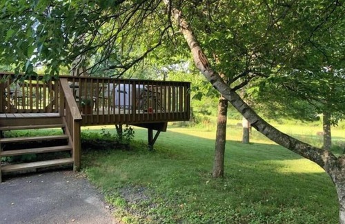 Freehold House | Charming 3-bedroom country house with all the amenities close to all