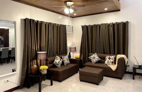 Anilao Villa | Charming 3-Bedroom Country Farm Home Pool ParkSprings Lipa