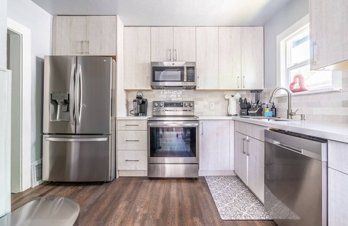 Columbia City House | Charming 3-Bedroom Craftsman Cottage Near Downtown Seattle & Light Rail