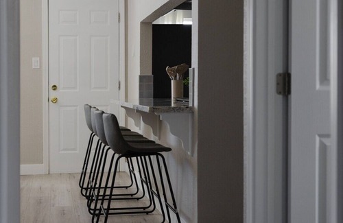 Sacramento House | Charming 3-Bedroom Entire House