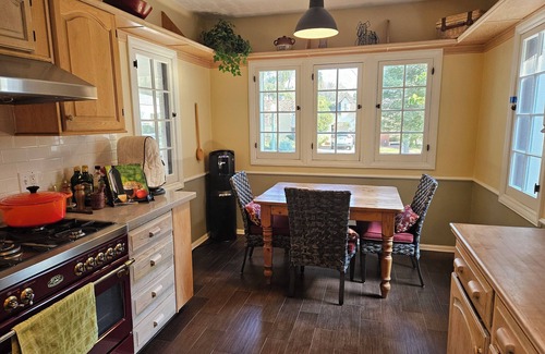 Glenwood House | Charming 3-bedroom English Tudor in Glendale