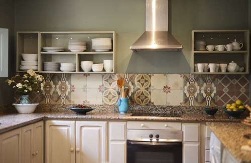 Ronda House | Charming 3 bedroom farmhouse with pool set in verdant valley with views of Ronda