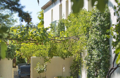 Ronda House | Charming 3 bedroom farmhouse with pool set in verdant valley with views of Ronda