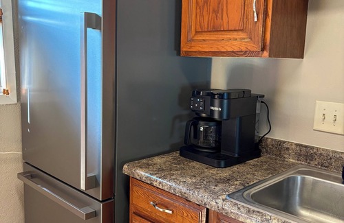 Rapid City House | Charming 3-bedroom house in Black Hawk, WiFi. Kid Friendly, Close to freeway.