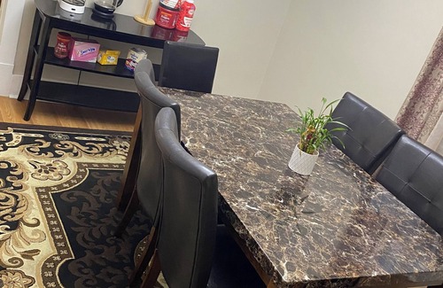 Wilder Park House | Charming 3-bedroom house with WiFi, AC in lovely Louisville