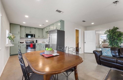 Springtown House | Charming 3-bedroom house with optional Horse Stalls and Pasture