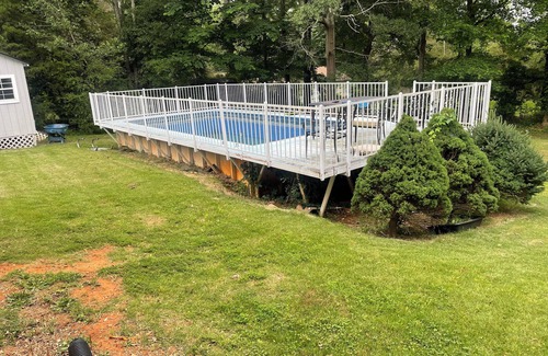 Church Street House | Charming 3-bedroom house with Pool, WiFi in phenomenal metro Atlanta