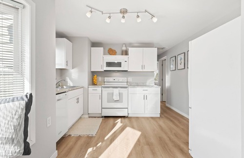 West Allis House | Charming 3-bedroom house in enjoyable West Allis with WiFi, AC