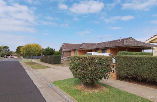 Werribee South House | Charming 3-Bedroom Holiday Home Near Tourist Attractions