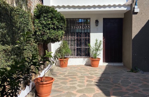 Santa Ana House | Charming 3-bedroom house in enchanting Santa Ana with AC, WiFi