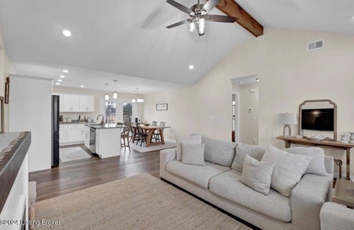 Bardstown House | Charming 3-bedroom house in peaceful Bardstown with WiFi, AC