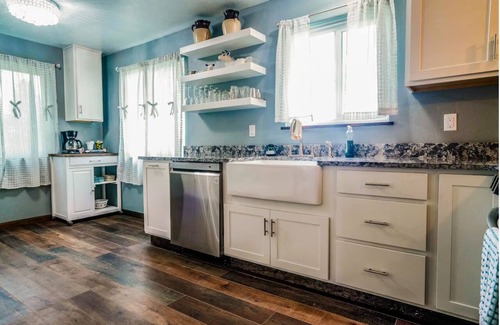 Chiloquin Other | Charming 3-bedroom house with AC, WiFi in welcoming Chiloquin