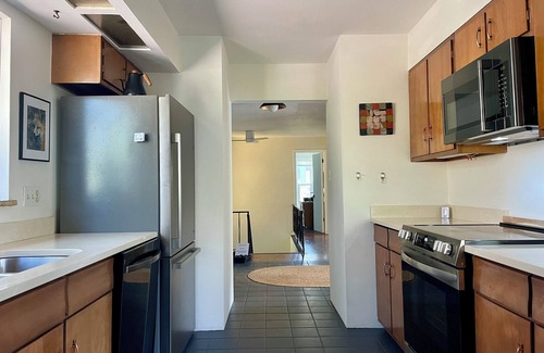 Jamestown House | Charming 3-bedroom house with views in desirable Jamestown