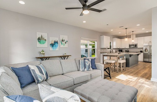 Southeast Pensacola House | Charming 3-bedroom house centrally located in Pensacola