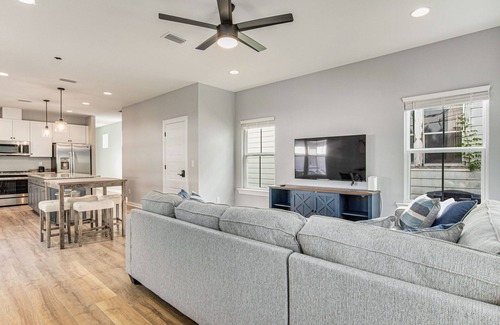 Southeast Pensacola House | Charming 3-bedroom house centrally located in Pensacola