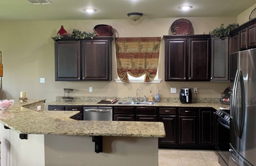 Thibodaux House | Charming 3-bedroom home near Nicholls State, min from Downtown, and hospitals