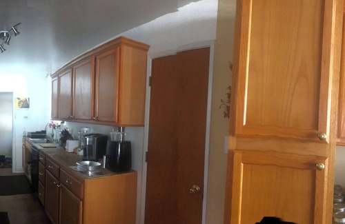 Vacaville House | Charming 3-bedroom house with AC, WiFi in soothing Vacaville