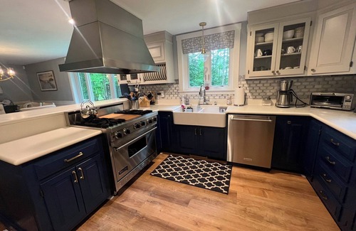 Wolfeboro House | Charming 3-bedroom house with AC in Wolfeboro walking distance to the beach