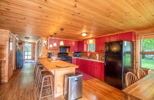 Derby House | Charming 3 bedroom home directly on Lake Salem VT -great views!