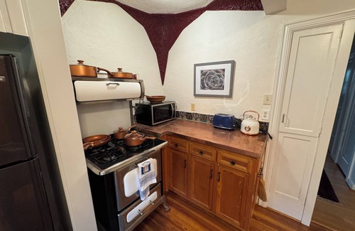 Park Cities House | Charming 3-bedroom home in the heart of University Park